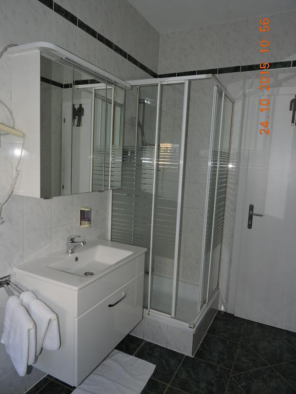 Gaestehaus Haagen Bad Waltersdorf Quarto foto